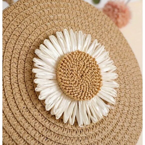 Woven Flower Crossbody - Picture 5 of 5